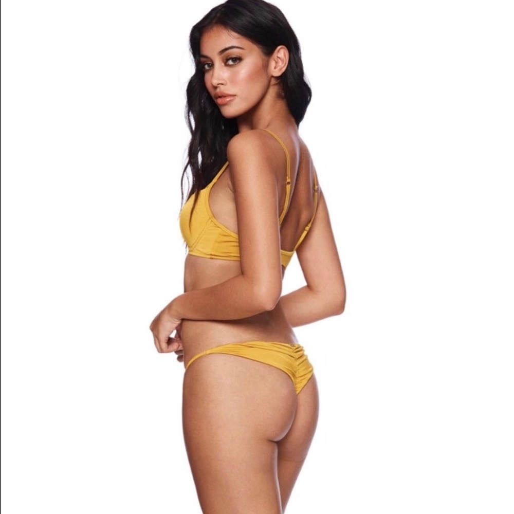 Beach Bunny Jordan Tango Bottoms